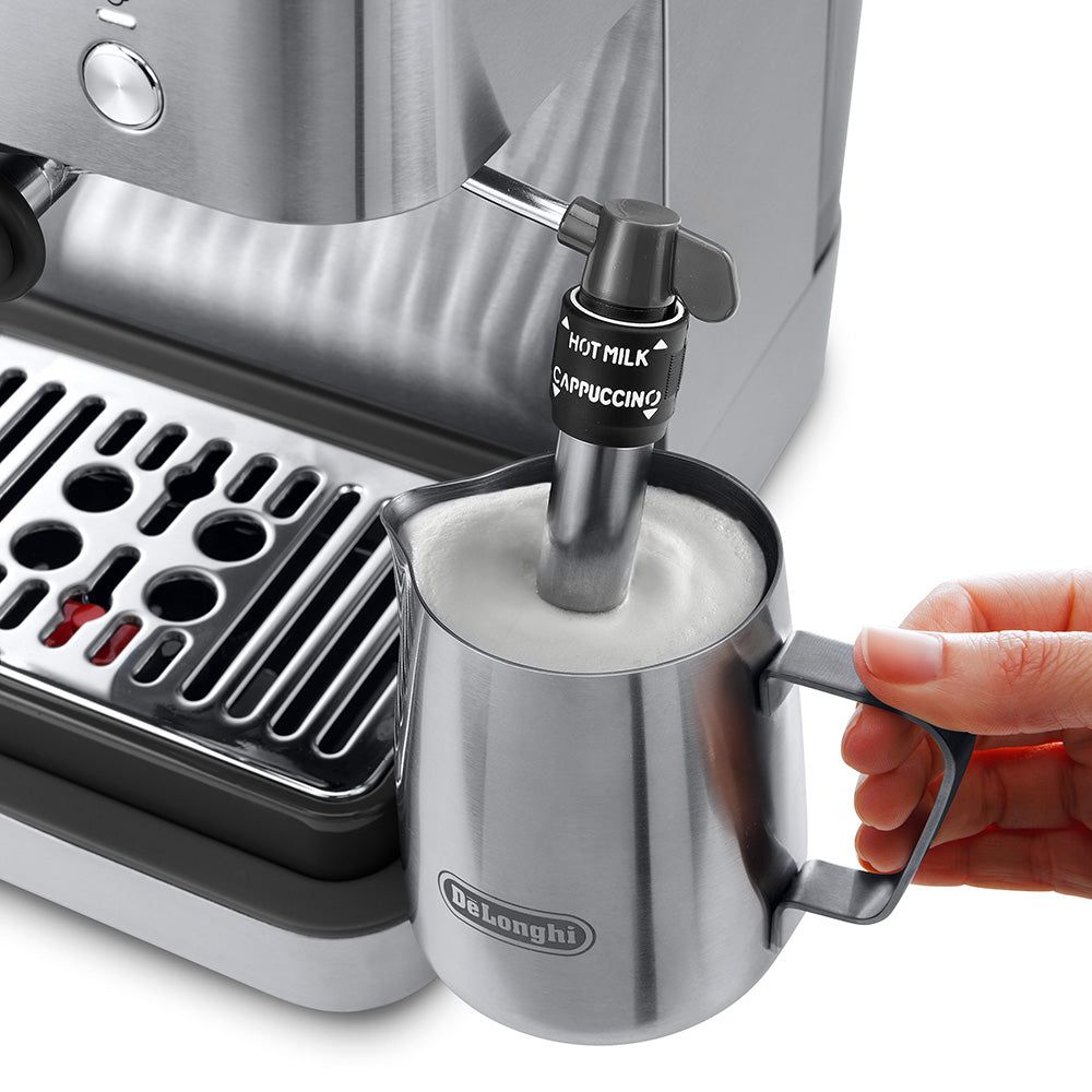 DeLonghi Classic Manual Pump Espresso Coffee Machine 1.7L EM450.M
