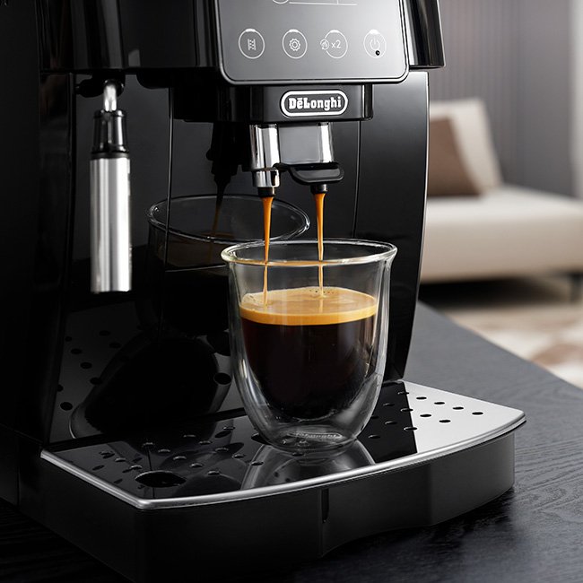 DeLonghi Magnifica Start Bean To Cup Coffee Machine ECAM220.21.B