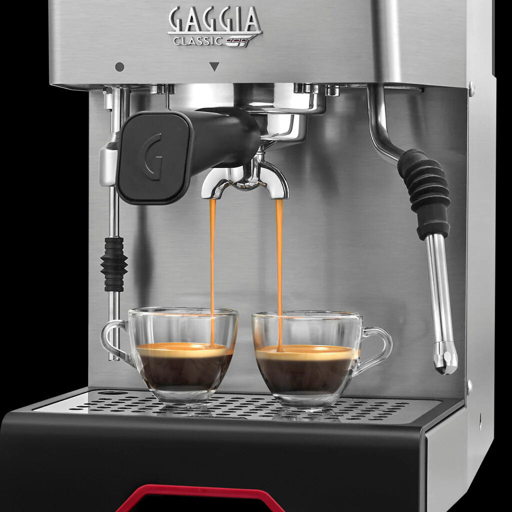 Gaggia Classic GT Espresso Machine With Espresso Shots
