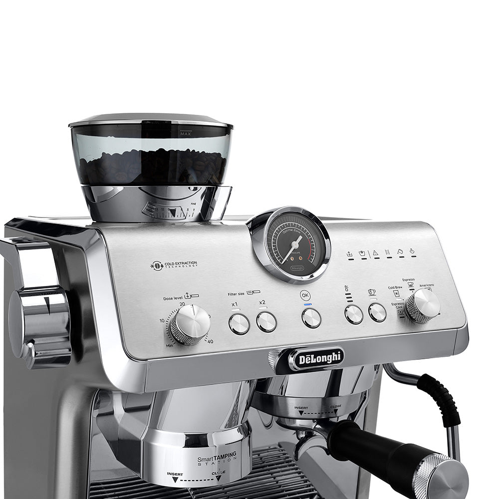 DeLonghi La Specialista Opera Manual Pump Espresso Coffee Machine EC9555.M