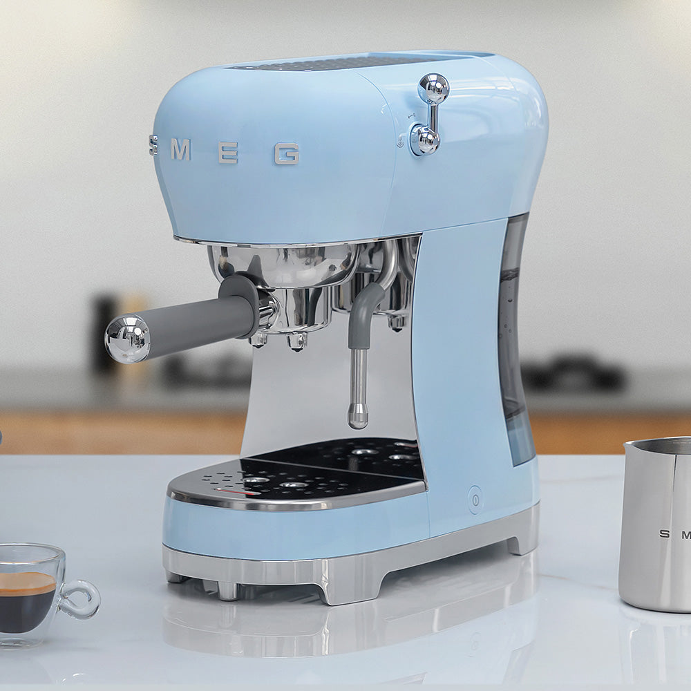 Smeg Retro Manual Espresso Coffee Machine ECF02PB Pastel Blue