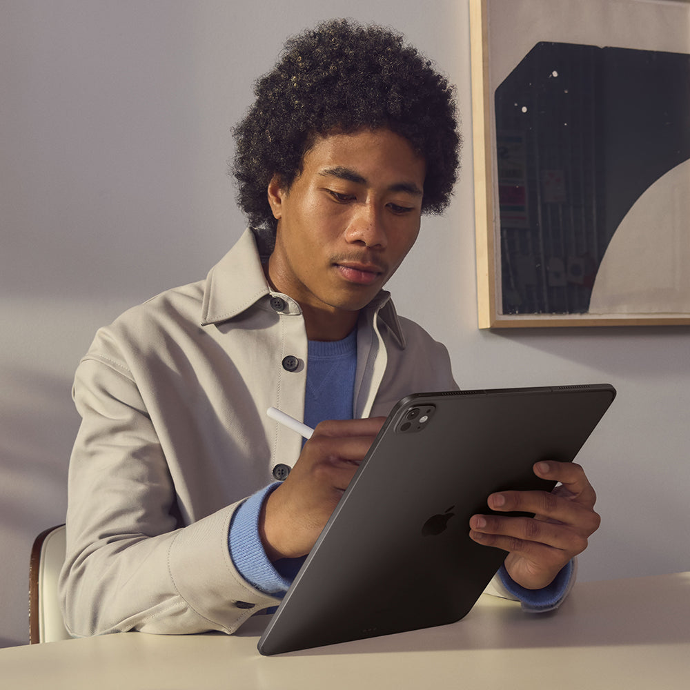 https://www.digicape.co.za/image/cache/catalog/_products/2024/ipad/11%20Pro/iPad_Pro_11_M4_Cell_Silver_4-1000x1000.jpg